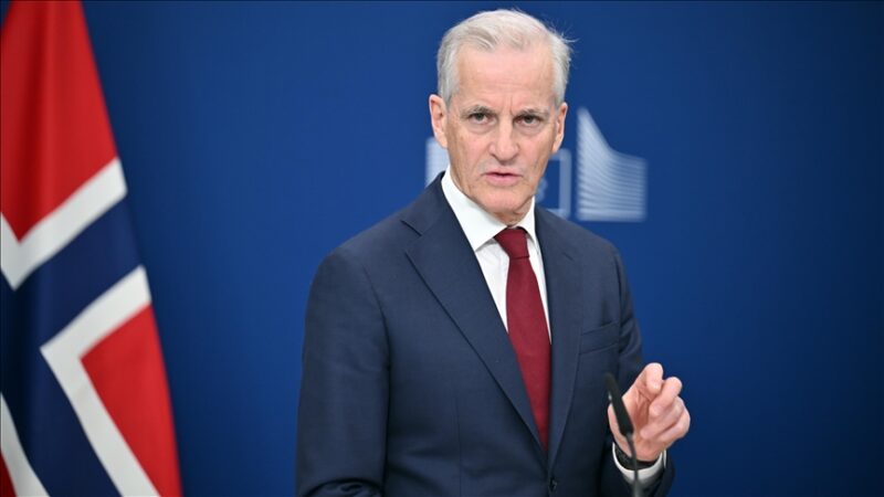 Législatives en Norvège : le bloc de centre-gauche en tête avec une majorité provisoire