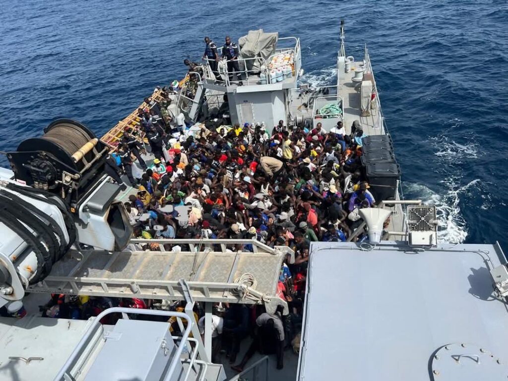 Sénégal : 259 migrants secourus en mer au large de Dakar par les forces armées
