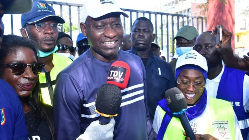 World Clean Up Day 2025 : Visite conjointe du Maire de Dakar et du Ministre de l’Intérieur à Soumbédioune