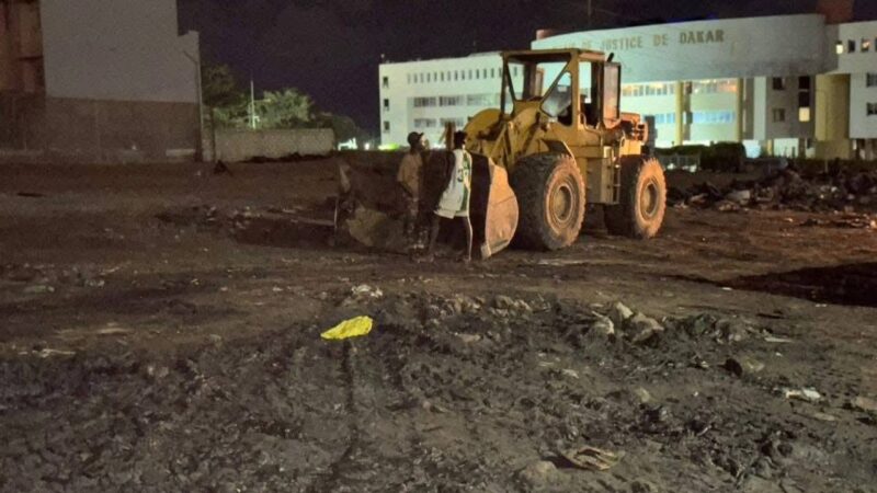 Garage Lat Dior : Me Bamba Cissé met fin à l&rsquo;occupation anarchique des lieux (photos)