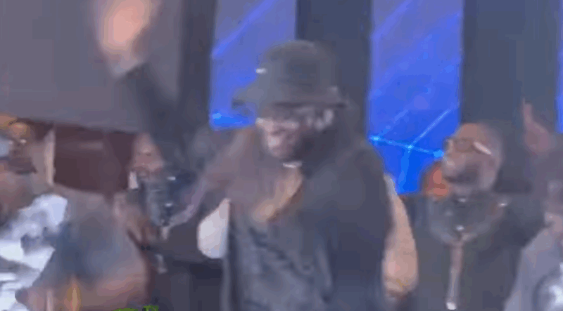 Siteu fait vibrer la « Nuit des Paillettes » de Viviane (vidéo)