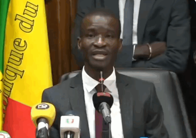 Sénégal: Le ministre de l’Intérieur annonce une politique de tolérance zéro contre la mendicité