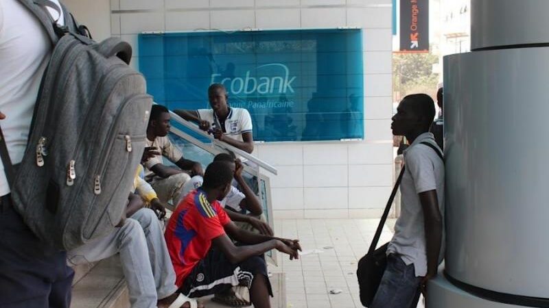 Avis aux étudiants : Suspension temporaire des audiences à la Direction des Bourses