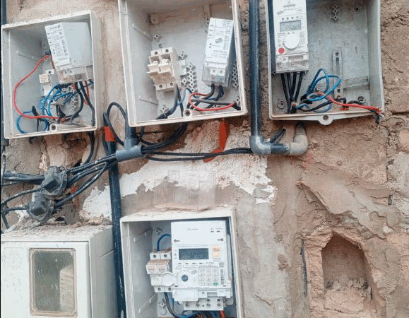 Ndiakhirate : une vingtaine de branchements frauduleux d’électricité démantelés