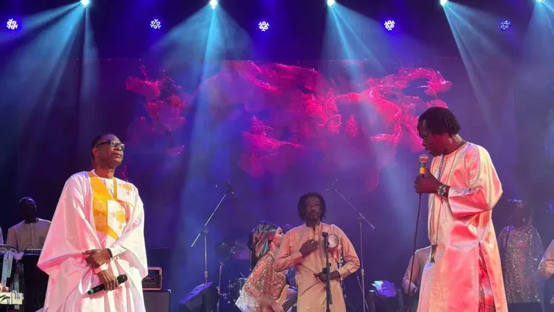 Sénégal – 40 ans de Dandé Lenol : Baaba Maal, Youssou Ndour et Sékouba Bambino célèbrent la « voix du peuple » à Dakar