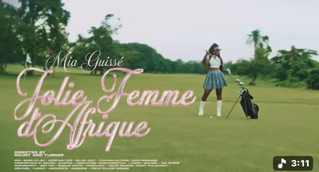 Sénégal – Musique : Mia Guissé rend hommage à la « Jolie Femme d’Afrique » dans son nouveau clip (Vidéo)