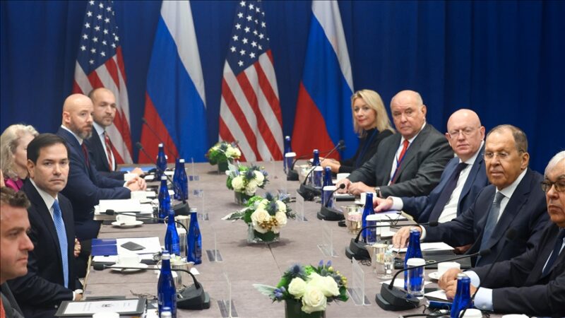 Rencontre diplomatique Russie-USA : « Ce qui n’a pas été convenu ne peut être reporté », clarifie Moscou
