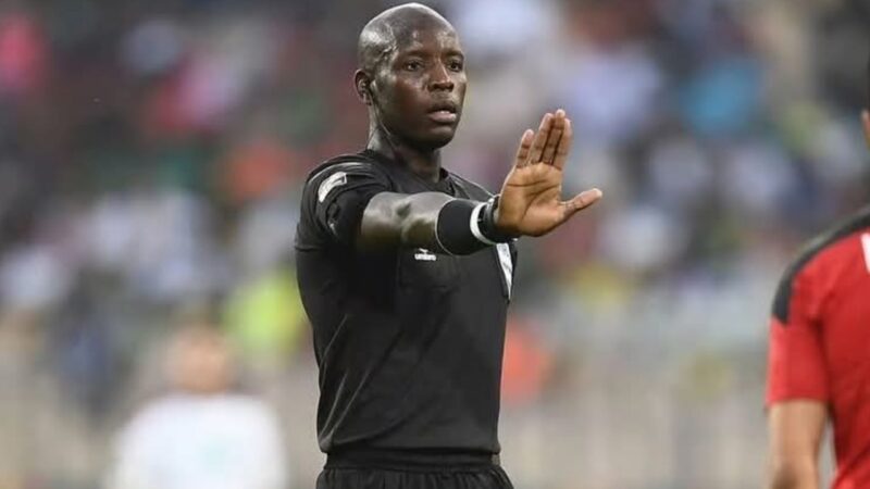 Arbitrage au Sénégal : Maguette Ndiaye annonce sa retraite, « L’heure est venue de laisser place à la jeunesse »