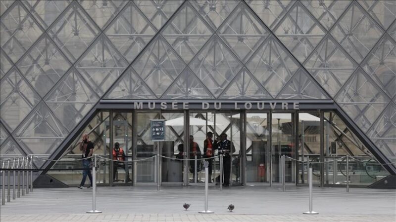 Vol de 88 M€ au Louvre en France : Deux suspects interpellés, l’un tentait de s’envoler pour l’Algérie
