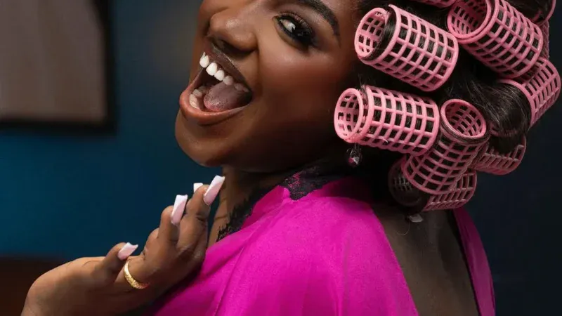 Sénégal – Soutien à Mia Guissé : Le message d’admiration d’Amdy Moustapha Dieng à la chanteuse