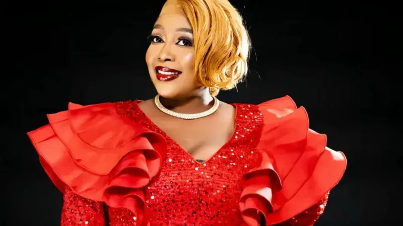 Espagne – Santé préoccupante d&rsquo;Amy Collé Dieng : Un appel à l&rsquo;aide lancé pour la chanteuse, « elle doit être prise en charge »