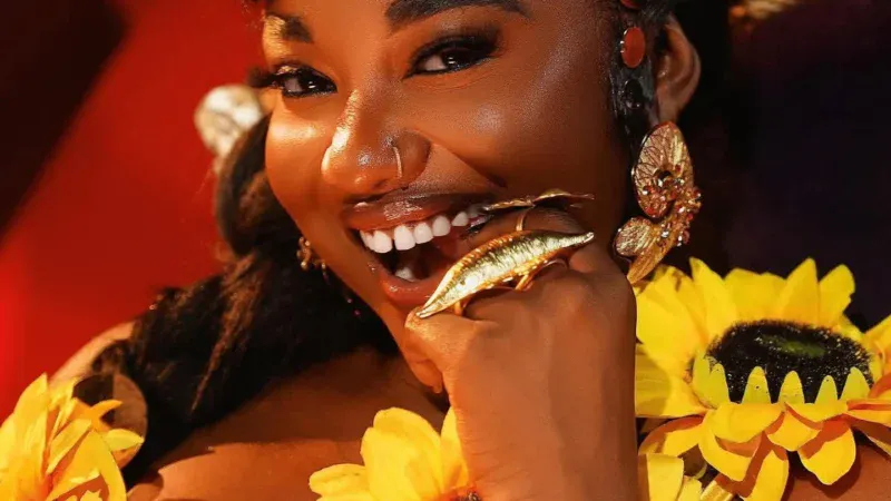 Sénégal – La &lsquo;renaissance&rsquo; de Mia Guissé avec son album &lsquo;Éclosion&rsquo; : &lsquo;On peut tomber, mais on peut toujours refleurir&rsquo;