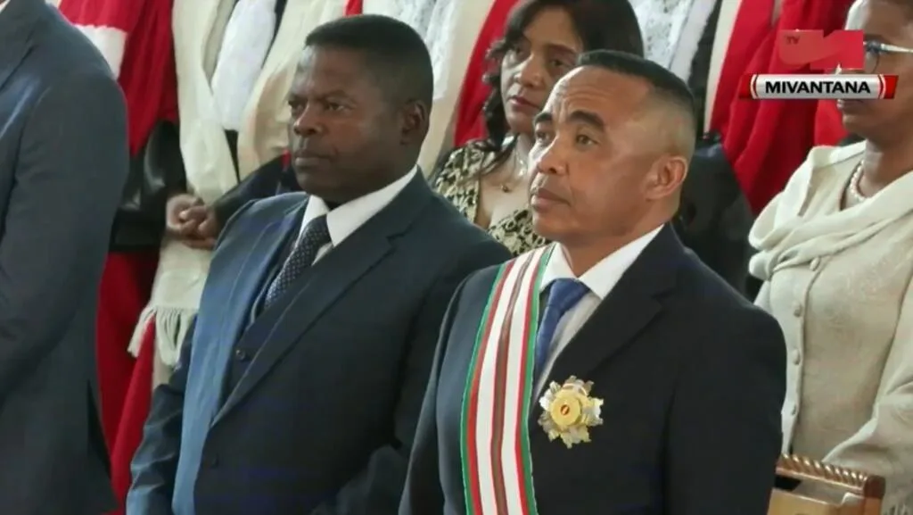 Madagascar : le colonel Michael Randrianirina investi président …