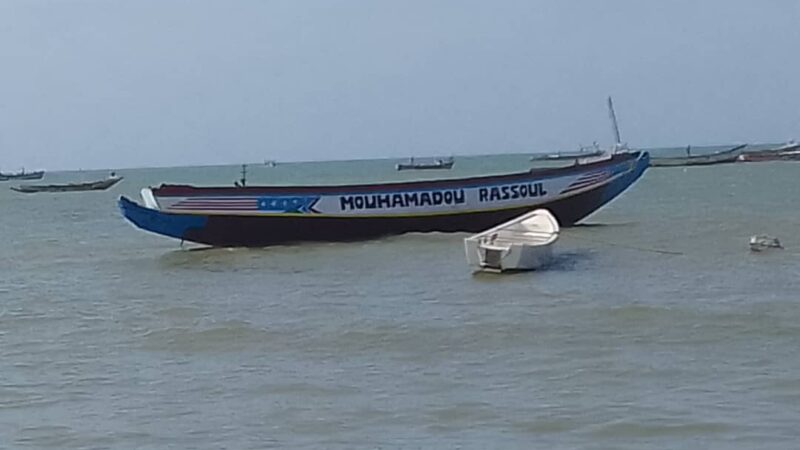 Migration irrégulière : 34 candidats interceptés à Mbour après une panne en mer