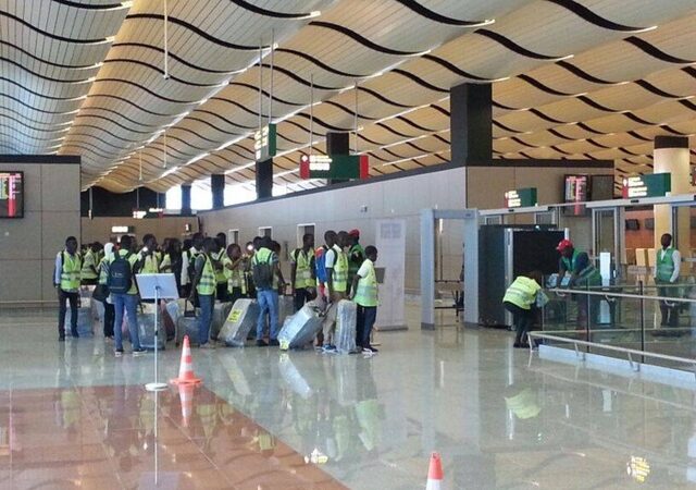 AIBD : Un Guinéen arrêté avec de faux documents alors qu’il s’apprêtait à embarquer pour Milan