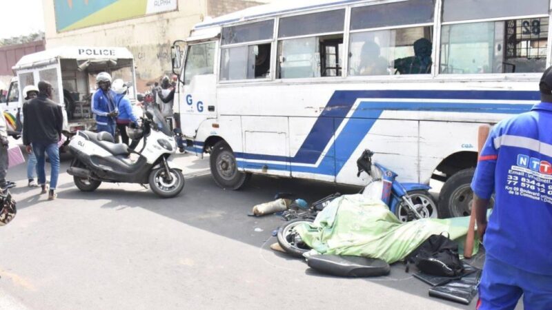Accident mortel sur la vdn 3 : un motard perd la vie après avoir percuté un bus stationné