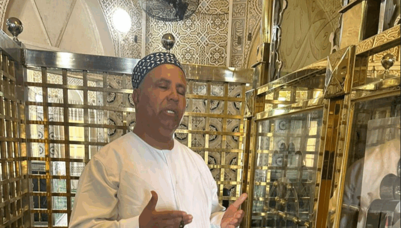 Un algérien honore Baye Niass avec une cité offerte à la communauté (Vidéo)