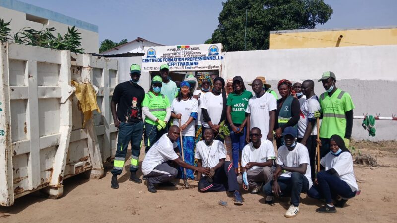 Reboisement et coup de balai : le CFP de Tivaouane montre l’exemple citoyen …