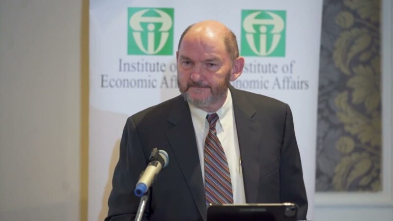 Affaire FMI, Peter Doyle: « il faut mettre fin à l’absurdité qui consiste à voir l’ancien président Sall se pavaner sur la scène internationale en tant que… »