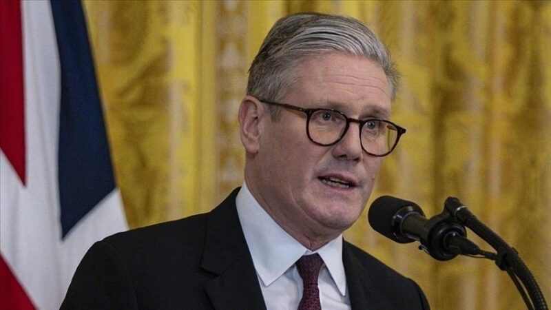 Attaque dans un train au Royaume-Uni : neuf personnes dans un état critique, deux suspects arrêtés