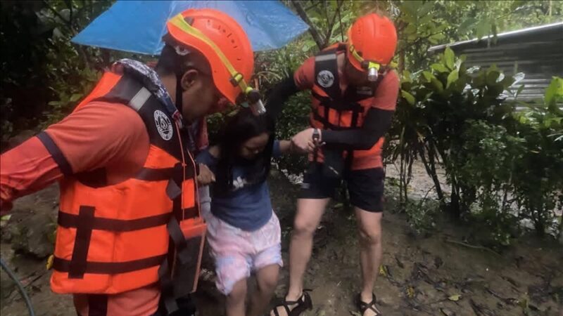 Drame aux Philippines : Un hélicoptère humanitaire s&rsquo;écrase, le typhon Kalmaegi fait 19 morts