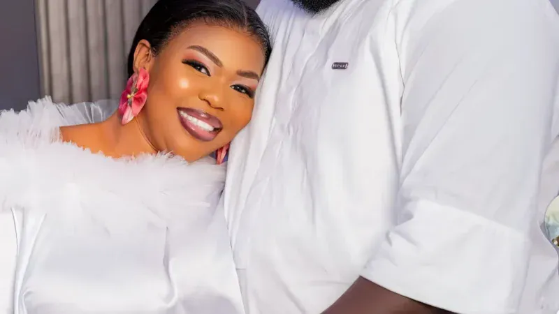 Sénégal – Carnet Rose : Le chroniqueur Fadam 2 annonce la naissance de son enfant et fixe la date du baptême