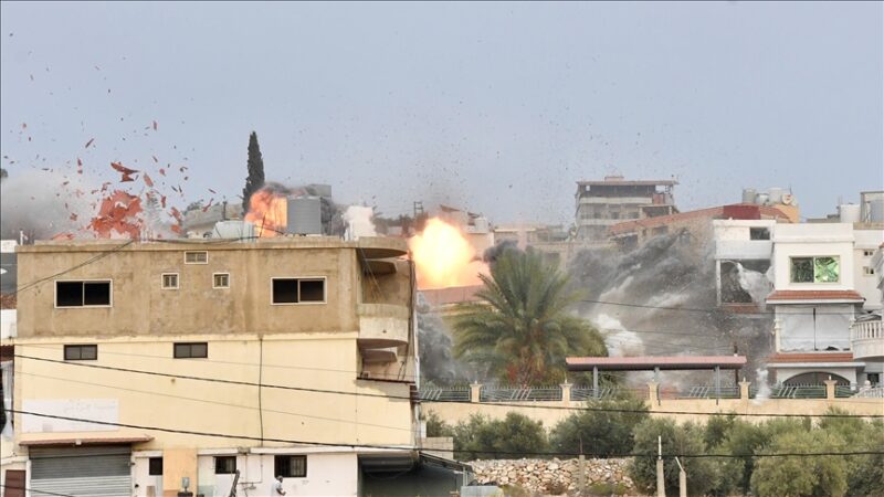 Tensions au Liban : Une frappe de drone israélien cible un véhicule dans le sud du pays