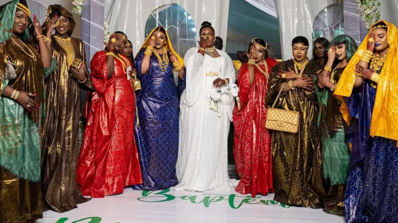 Sénégal – Baptême chez Bijou Ngoné : Stars et paillettes pour une célébration en grande pompe (Photos + Vidéo)