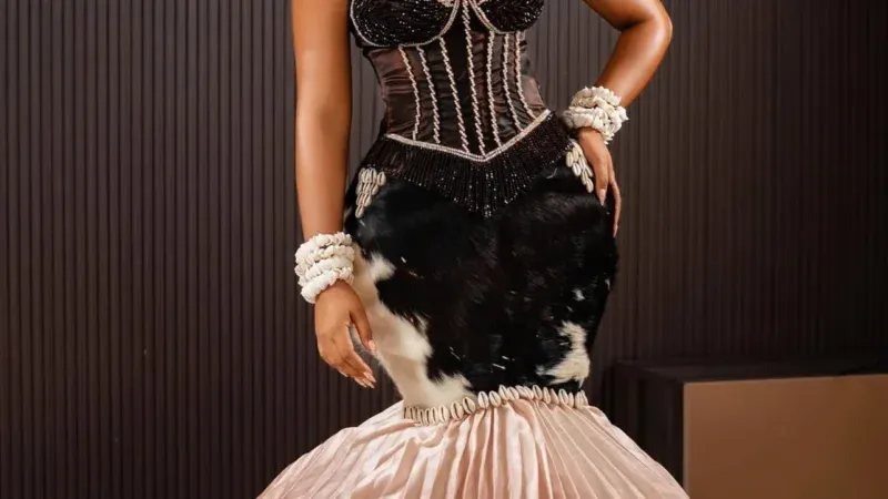 Sénégal – Astar se métamorphose en « Lionne de la Teranga » pour célébrer le patrimoine national