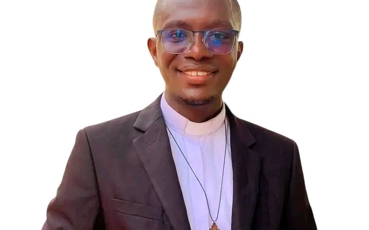 Protestantisation silencieuse de l’Église catholique sénégalaise : un prêtre alerte