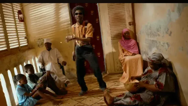 Sénégal – Musique : Ashs The Best et Souleymane Faye dévoilent leur duo « Yaye », un vibrant hommage aux mères (Vidéo)