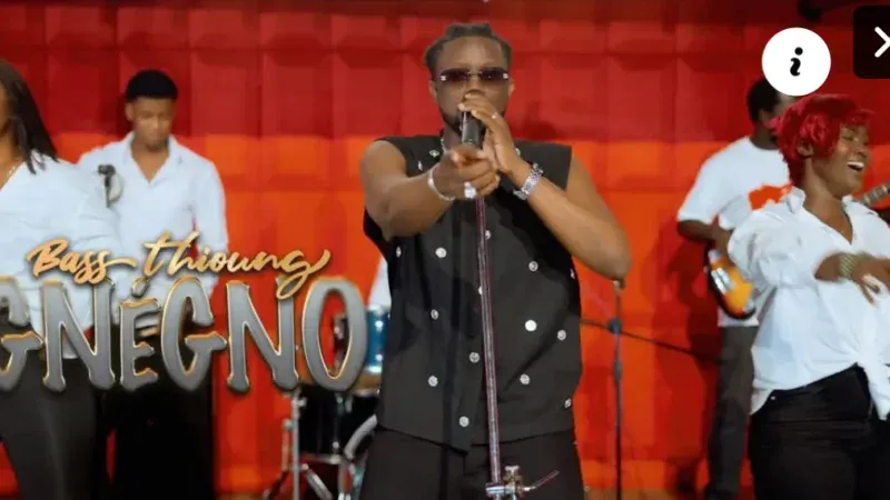 Sénégal – Musique : Bass Thioung dévoile « Gnegno », un hymne dédié à la communauté des forgerons (Vidéo)