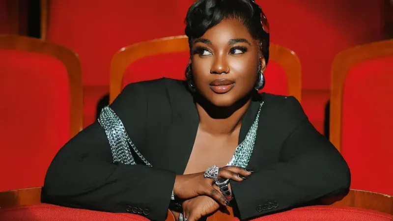 Mia Guissé explose les compteurs : son album Éclosion déjà parmi les plus gros succès de l’année