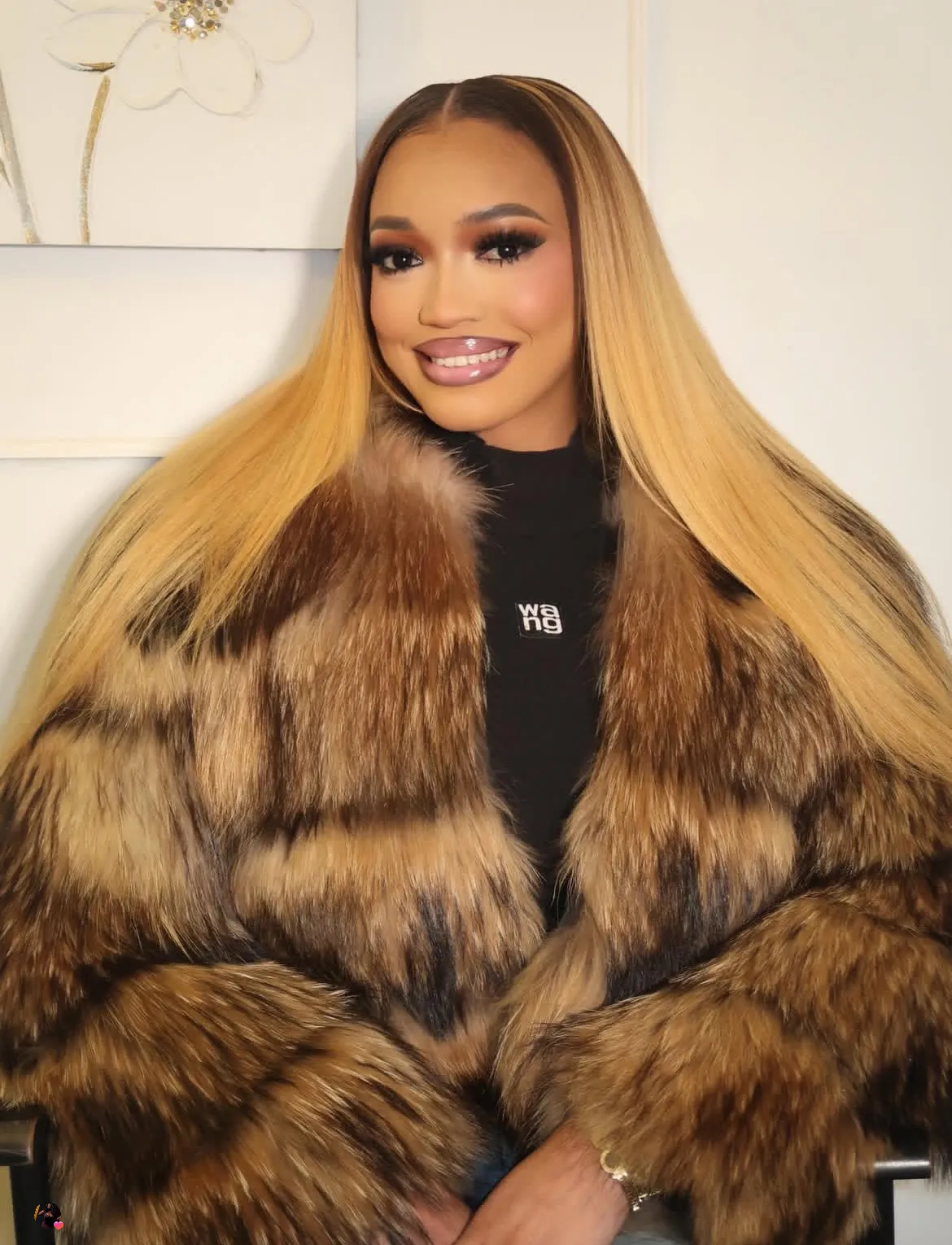 Sénégal : Fatel Sow s&rsquo;affiche dans un luxueux manteau en fourrure pour son look d&rsquo;hiver (Photo)