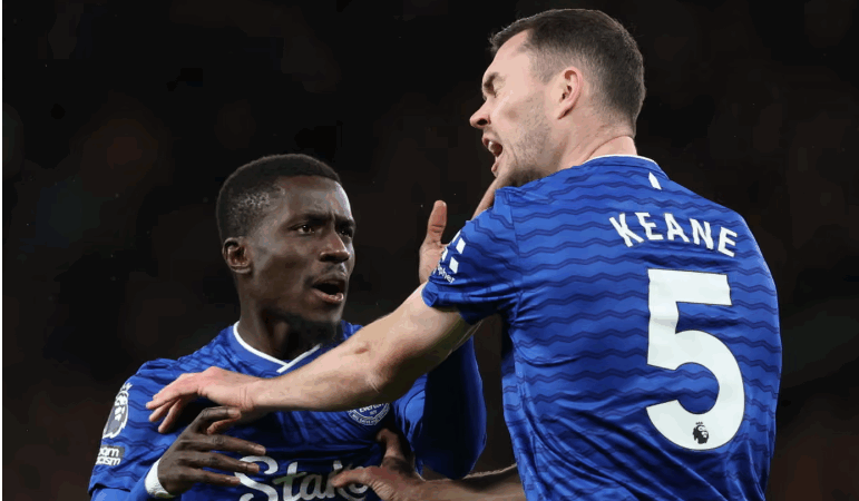 Gana Gueye : Les sanctions tombent après son geste contre Michael Keane