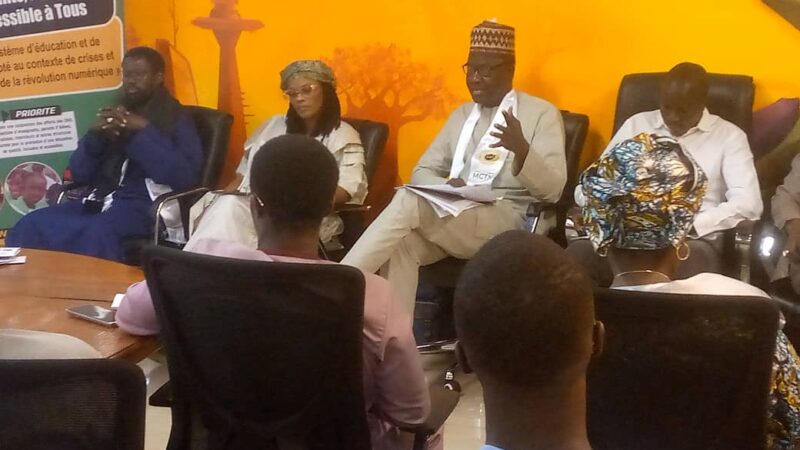 SALTIS 2025 : Un panel de haut niveau sur l’école connectée et l’apport de l’intelligence artificielle