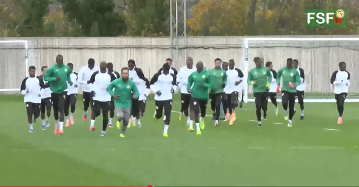 Amical Brésil–Sénégal : les Lions au complet pour la deuxième séance d’entraînement à Londres, Regardez!