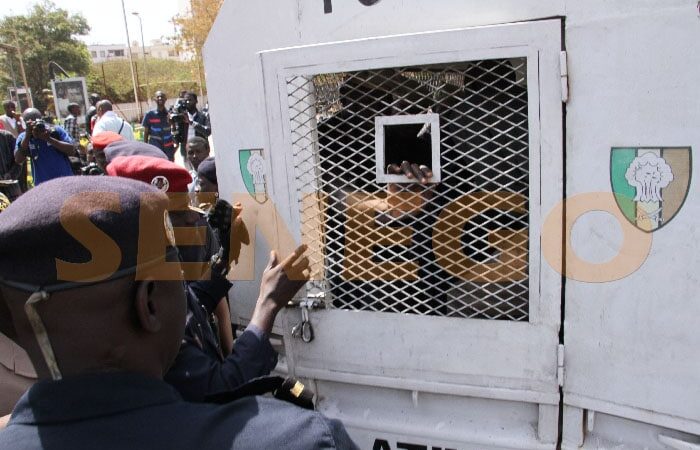 Arrestation d’un chauffeur guinéen aux Parcelles Assainies : l’Ambassade de Guinée clarifie et déplore la procédure