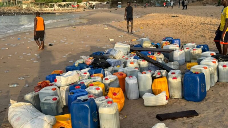 Migration clandestine : Une pirogue abandonnée découverte à la plage de Mermoz, les migrants en fuite