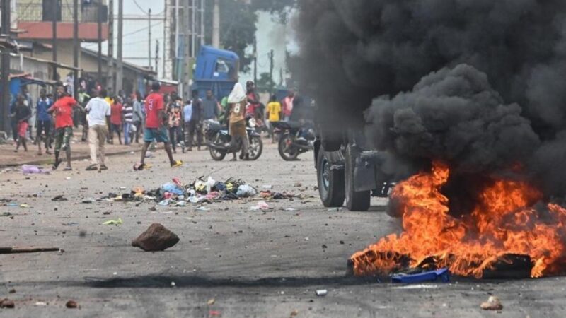 Guinée :un mort et plusieurs interpellations suite à la  d’une  manifestation nocturne