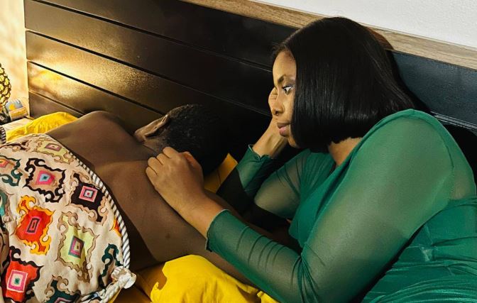 «Il faut parfois regarder dormir les hommes» : le cliché surprenant de Gabrielle Kane… (photos)