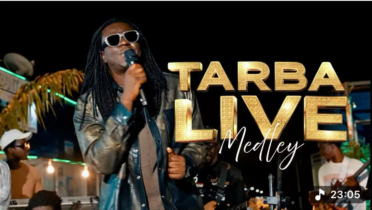 Musique au Sénégal : Tarba Mbaye revisite ses grands succès en live avec son orchestre (Vidéo)