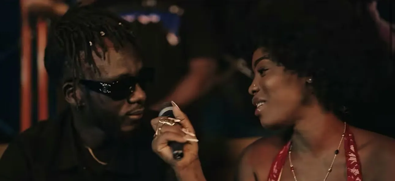 Sénégal – Musique : Akhlou Brick et Omzo Dollar lancent le clip « Thiompintance », une collaboration explosive (Vidéo)
