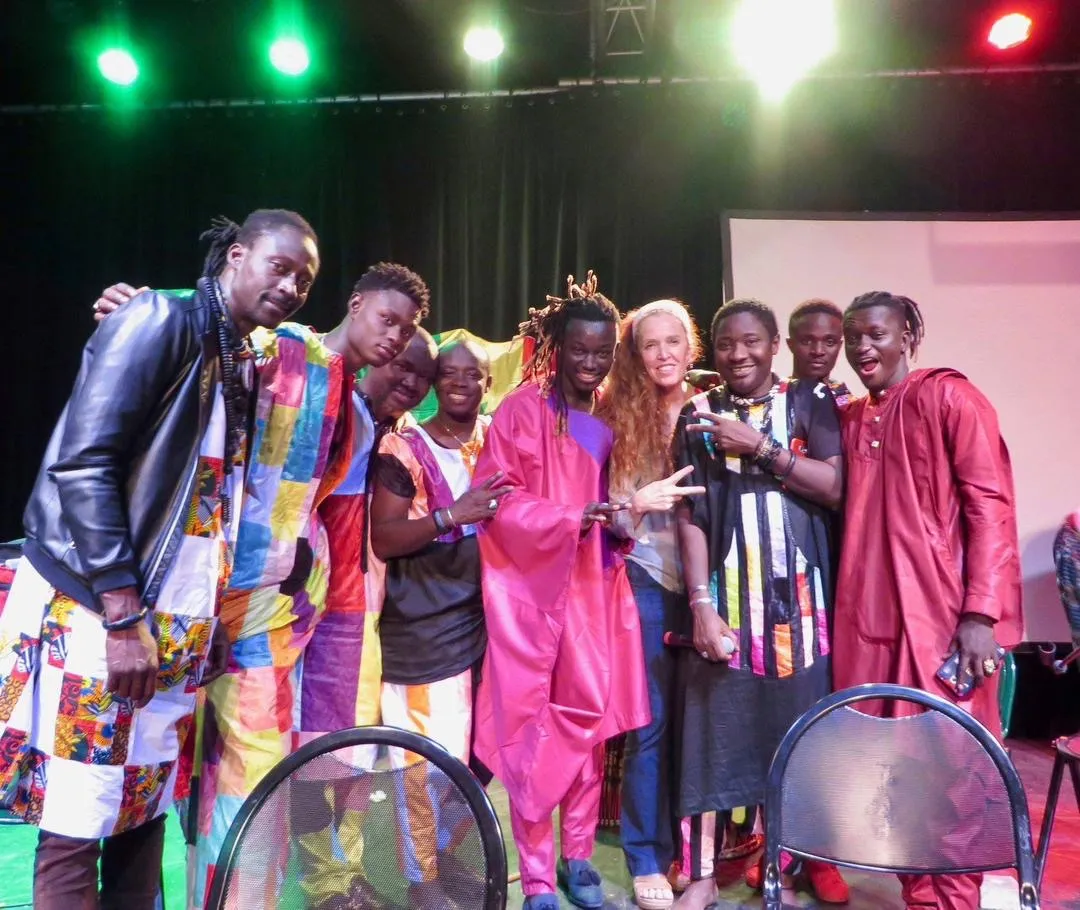 Ashley Maher et le Mbalax : L&rsquo;artiste signe « une lettre d’amour au Sénégal » avec son album