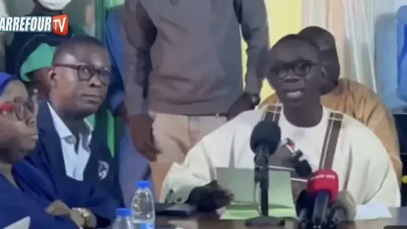Pape Diouf offre du matériel médical d&rsquo;une valeur de 20 millions à l&rsquo;hôpital Dominique (Vidéo)