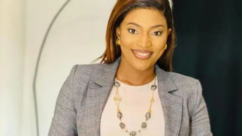 D Media : Après Fatou Abdou Ndiaye, Néné Aïcha Ba quitte la Sen TV pour une surprenante reconversion