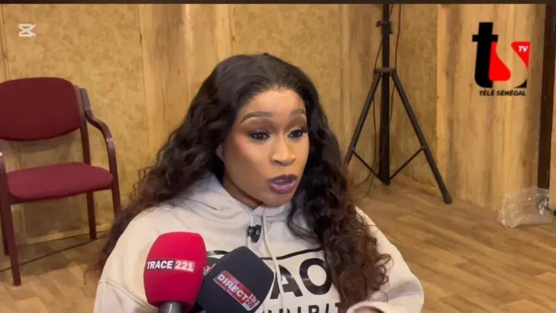 Insultes visant sa mère décédée : La mise au point ferme de Aïda Samb contre ses détracteurs (Vidéo)