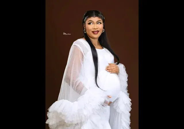 Carnet rose : L&rsquo;actrice Nabou Gueye de la série « Baabel » est devenue maman