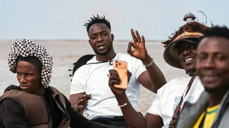 Dionewar : Le lutteur Siteu s&rsquo;illustre dans un shooting traditionnel signé Magvision (Photos)