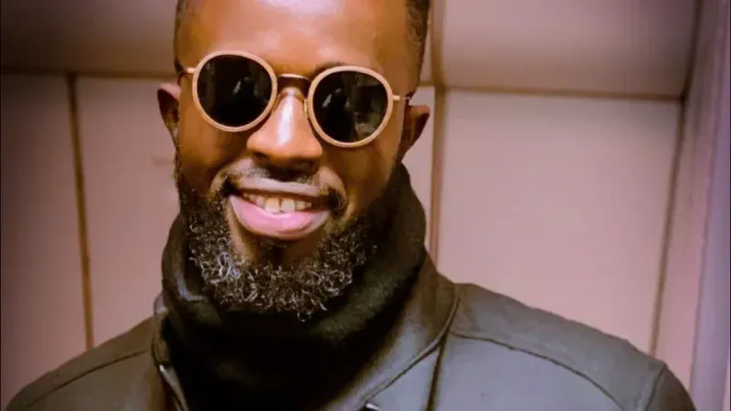 « Go Gaindé » : No Face galvanise les Lions avec un hymne dédié au peuple et aux supporters